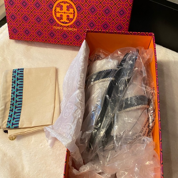 TORY BURCH JESSA THONG SANDAL - Picture 2 of 7